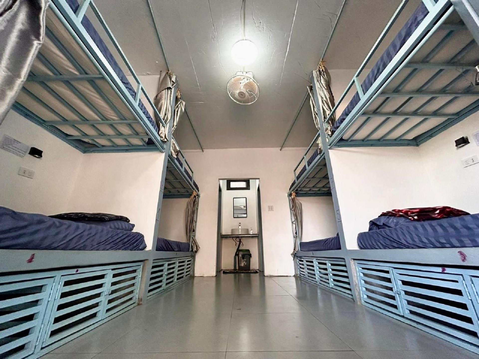 Sunrise Riverside Pool Hostel Λουάνγκ Πραμπάνγκ Εξωτερικό φωτογραφία