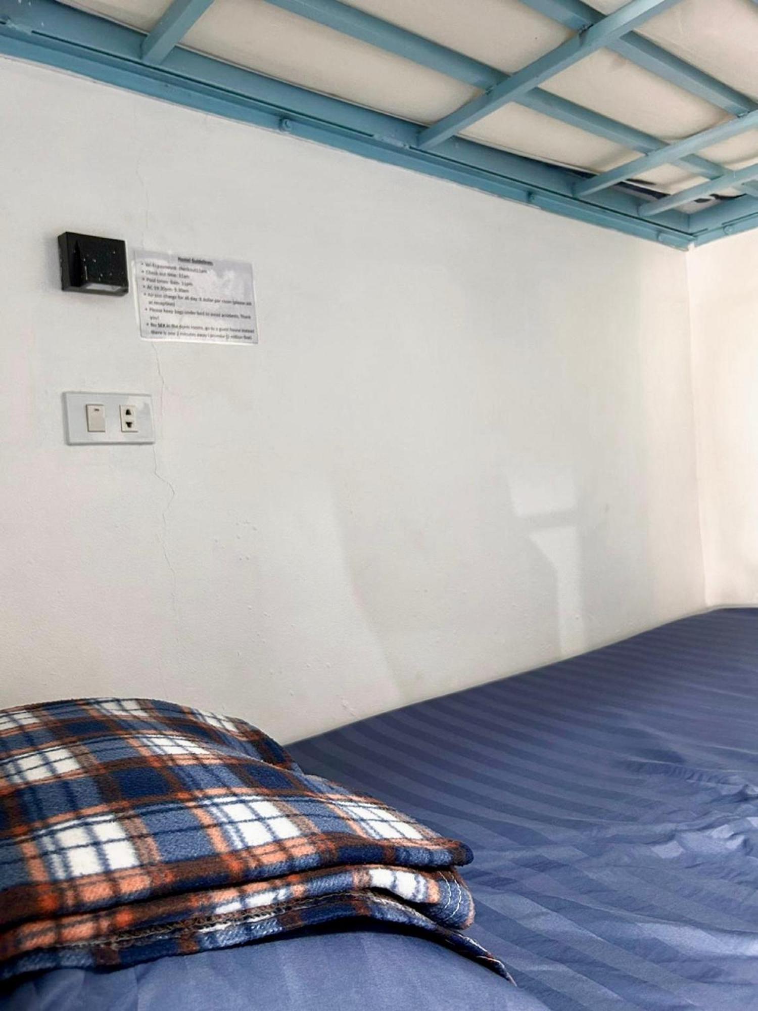 Sunrise Riverside Pool Hostel Λουάνγκ Πραμπάνγκ Εξωτερικό φωτογραφία